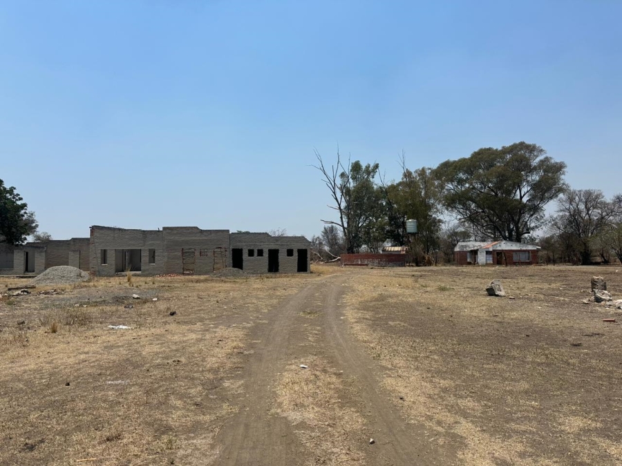 Commercial Property for Sale in Marikana North West